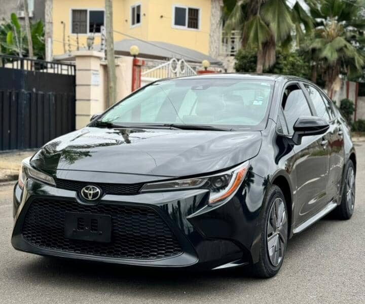 Toyota Corolla LE’21
