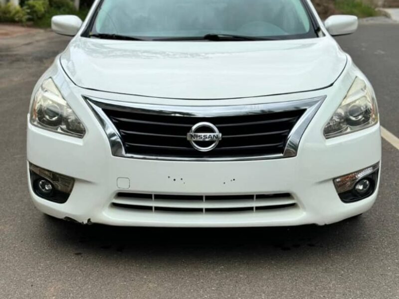 Nissan Altima SV'13