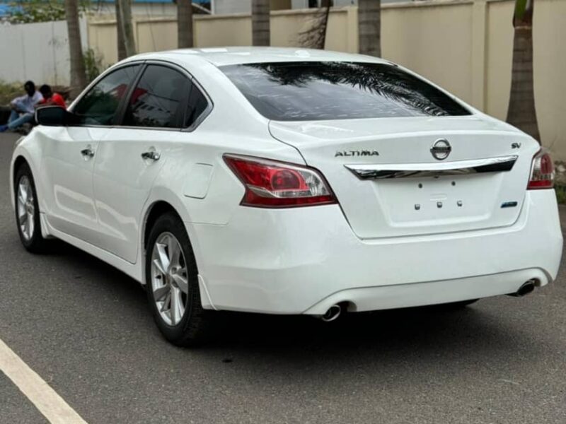 Nissan Altima SV'13