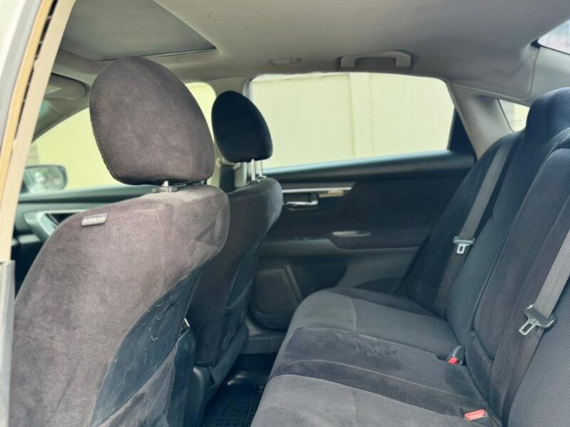 Nissan Altima SV'13