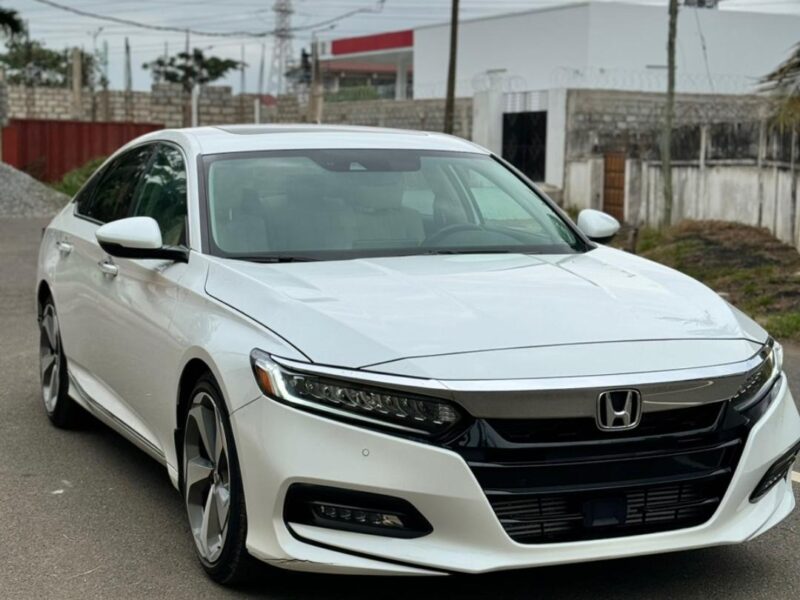 Honda Accord Touring'19