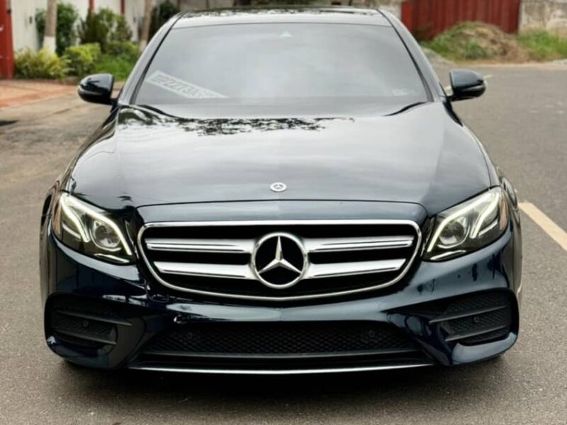 Mercedes Benz E300 4Matic'18